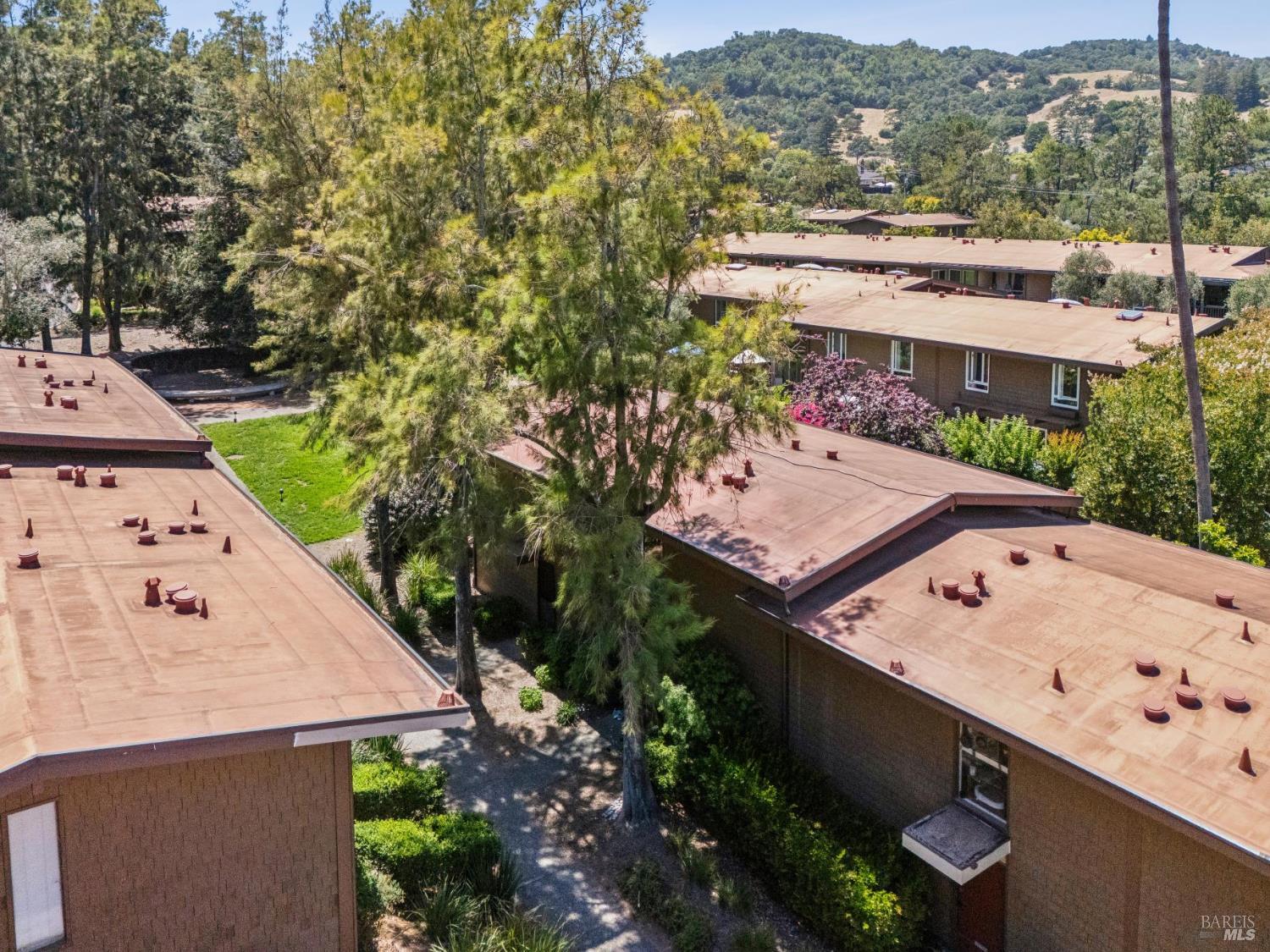 136 Surrey Lane San Rafael, CA 94903 - Photo 28 of 31