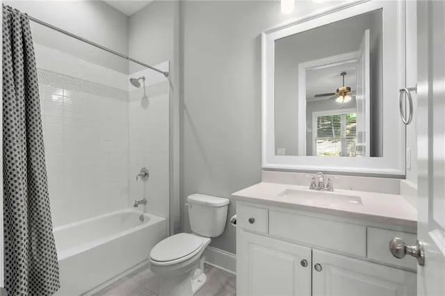 a picture of a bathroom with a picture of a picture