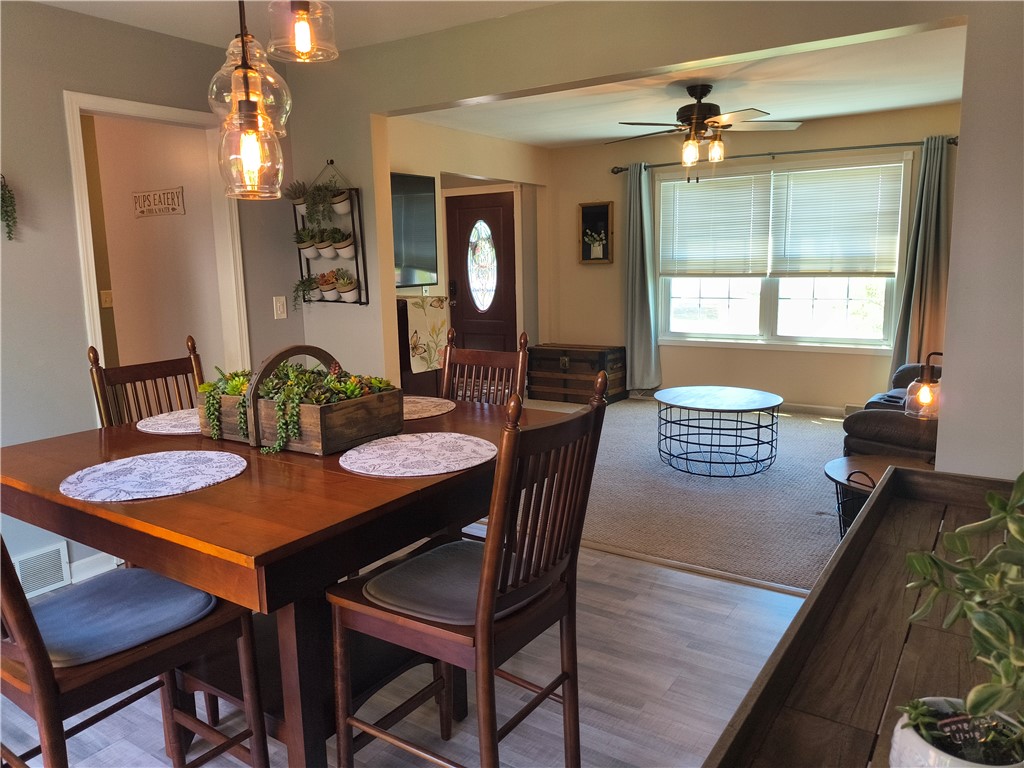 4553 Lower River Road Lewiston, NY 14092 - Photo 7 of 34