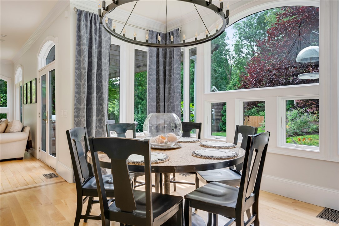 332 Log Road Smithfield, RI 02917 - Photo 15 of 40 Breakfast nook