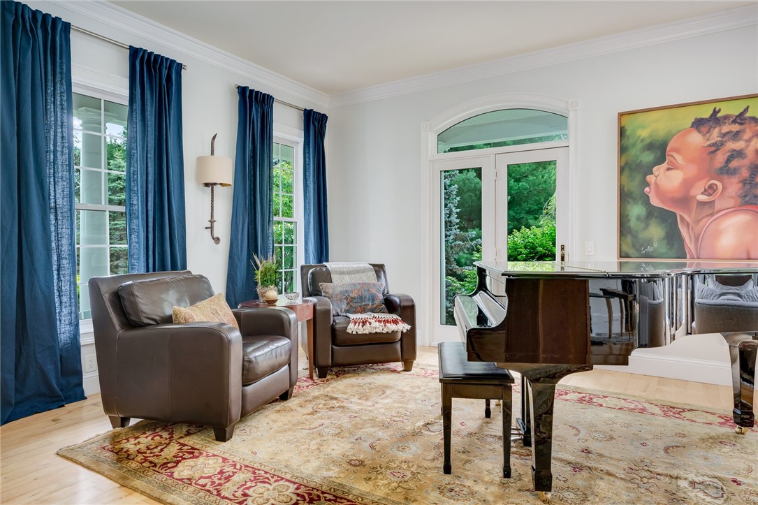 332 Log Road Smithfield, RI 02917 - Photo 19 of 40 Music den