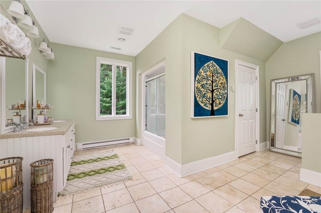 332 Log Road Smithfield, RI 02917 - Photo 31 of 40 Second floor full bath