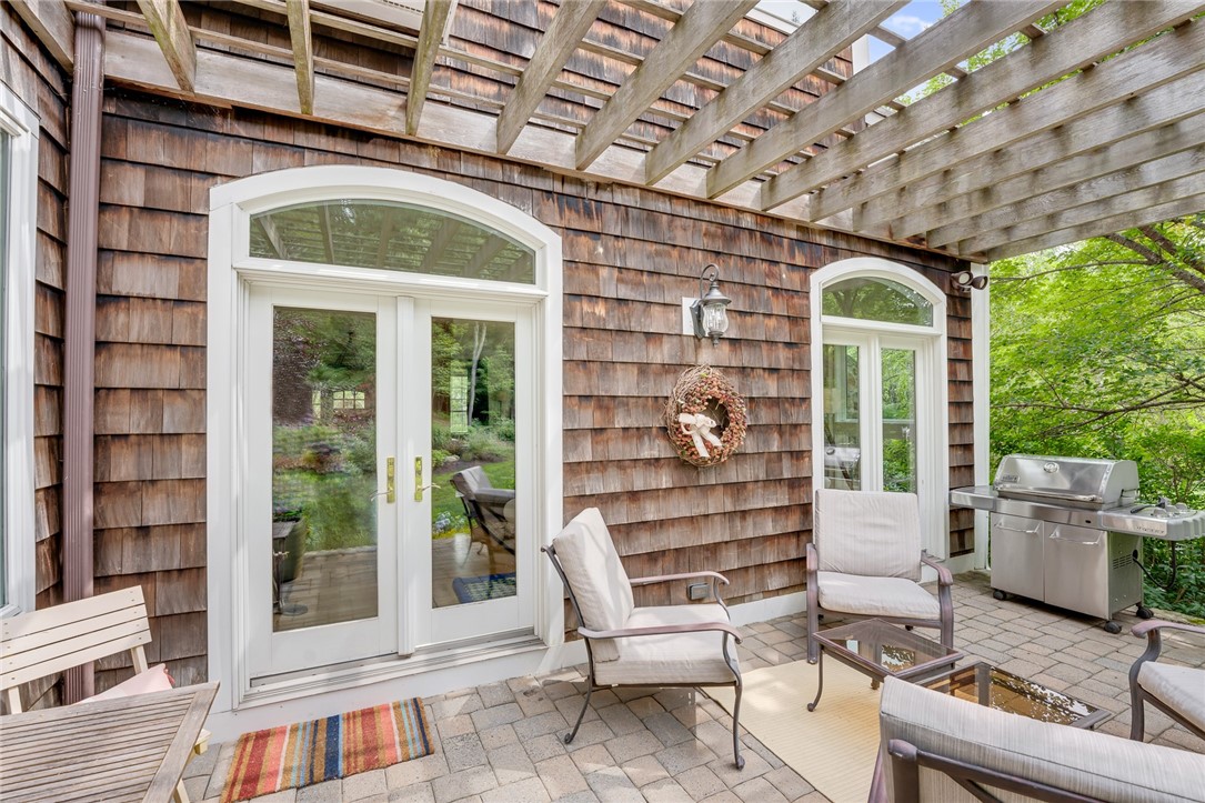 332 Log Road Smithfield, RI 02917 - Photo 9 of 40 Rear deck