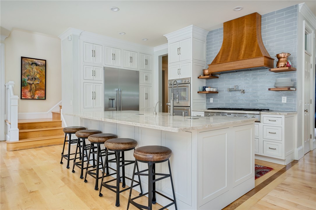 332 Log Road Smithfield, RI 02917 - Photo 10 of 40 Main kitchen
