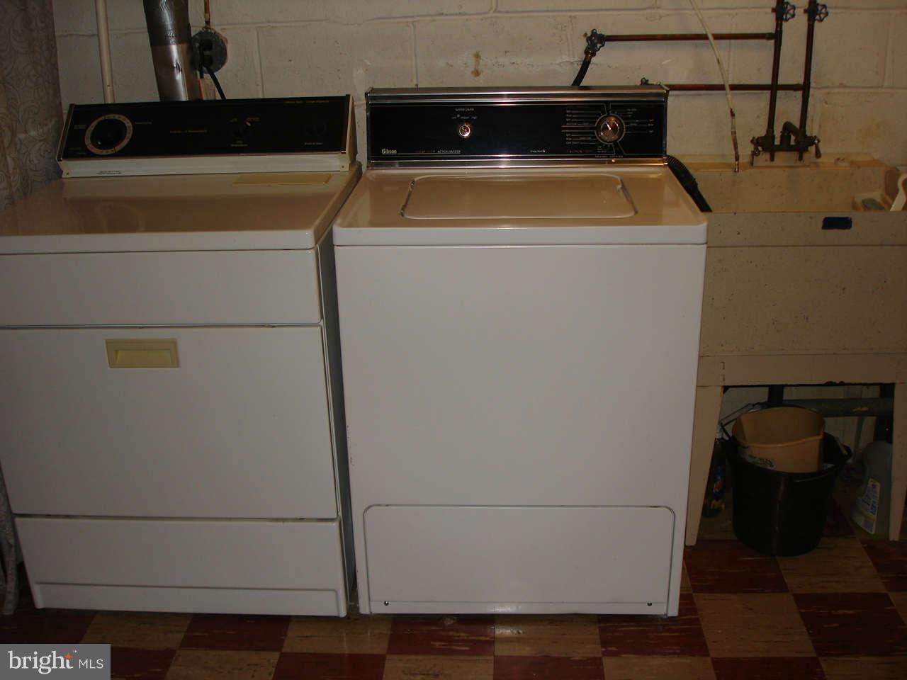 1904 Jasmine Road Baltimore, MD 21222 - Photo 23 of 30 Basement