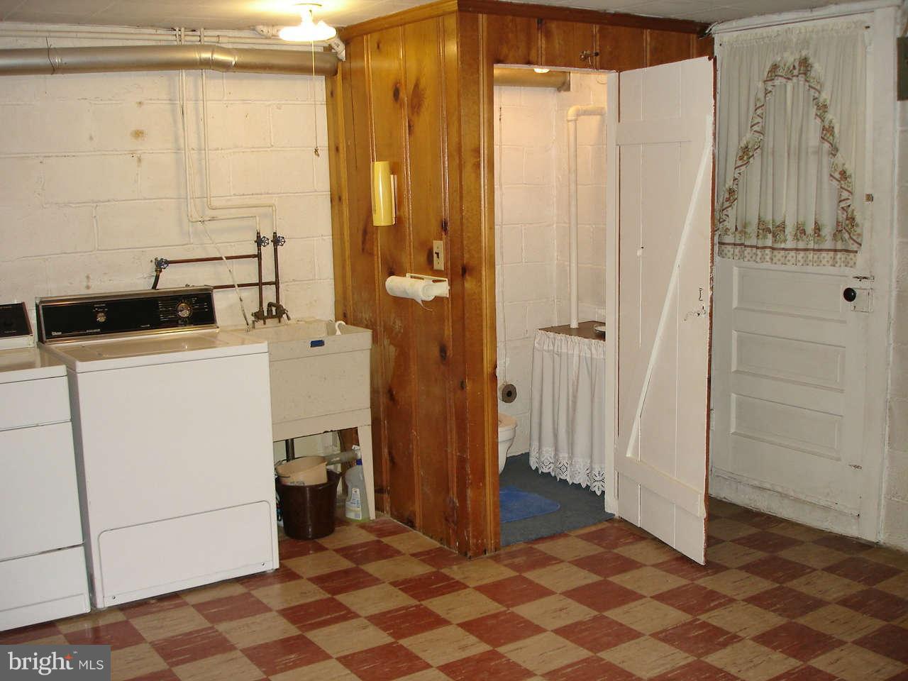 1904 Jasmine Road Baltimore, MD 21222 - Photo 24 of 30 Basement