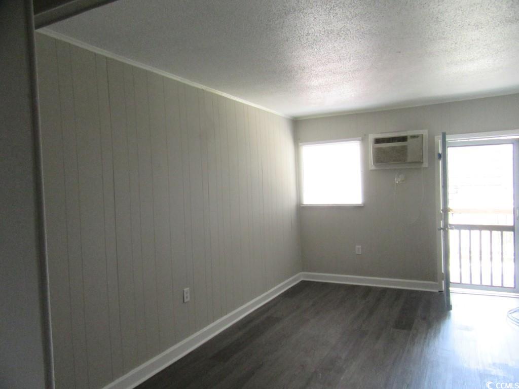 204 4th Avenue North, Unit 17 North Myrtle Beach, SC 29582 - Photo 3 of 11