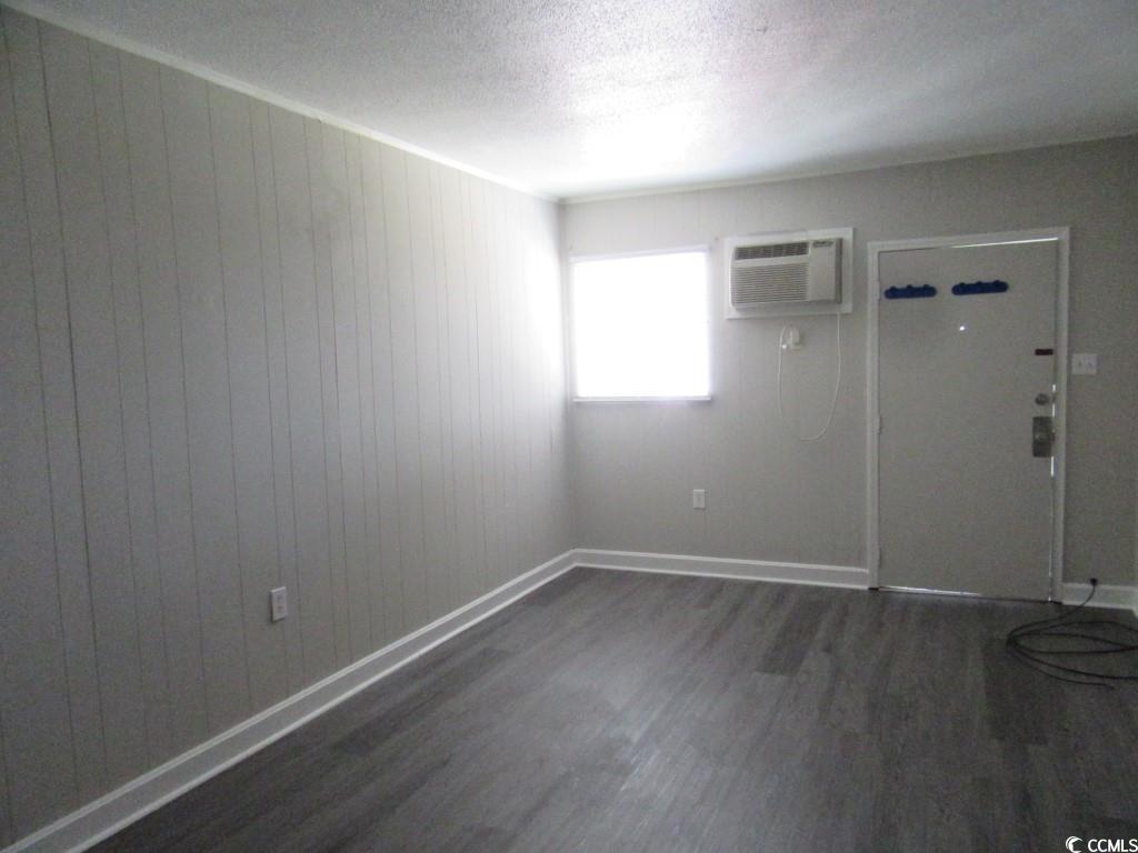 204 4th Avenue North, Unit 17 North Myrtle Beach, SC 29582 - Photo 5 of 11