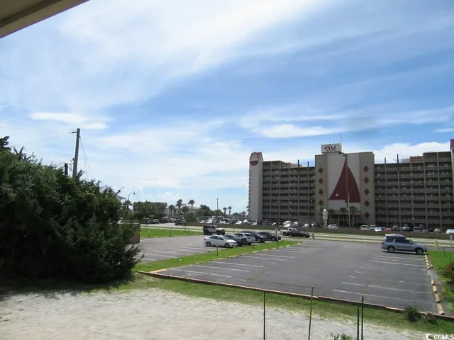 $1,000 | 204 4th Avenue North, Unit 17, North Myrtle Beach, SC 29582