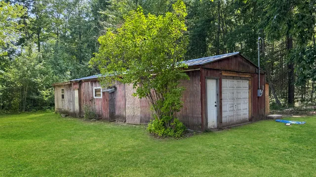 $279,900 | 180 East Sanborn Road, Lake City, MI 49651