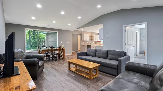 $279,900 | 180 East Sanborn Road, Lake City, MI 49651