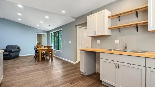 $279,900 | 180 East Sanborn Road, Lake City, MI 49651