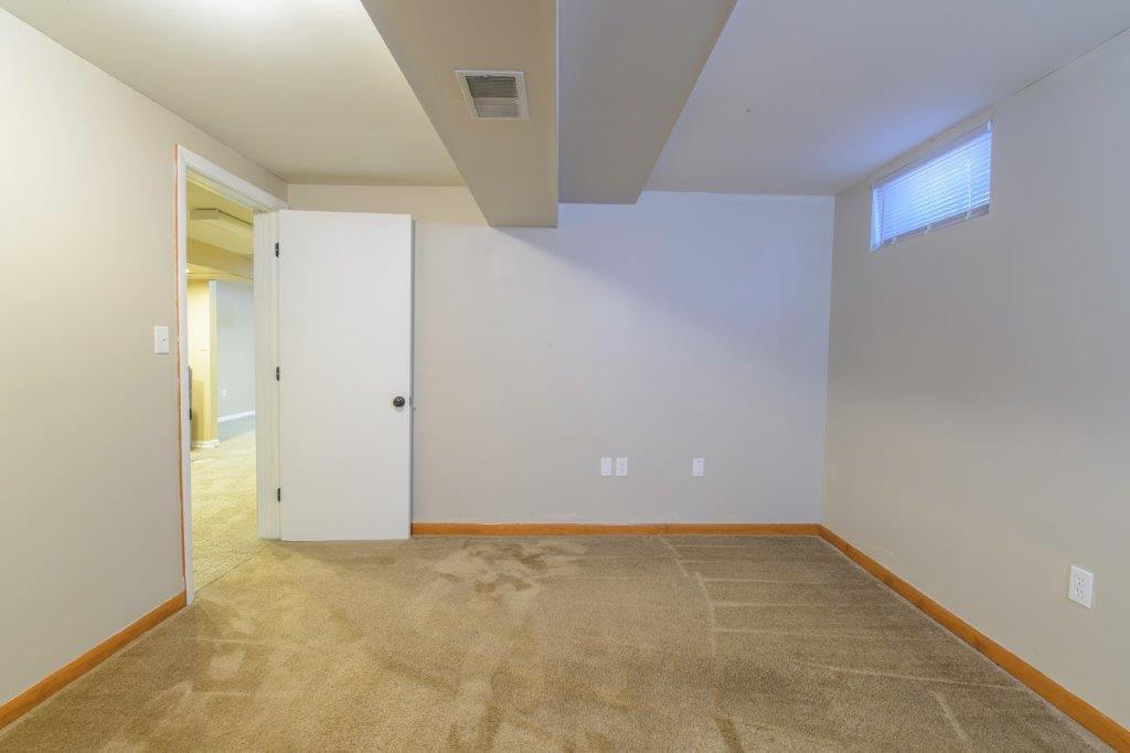 4546 Laredo Street Springfield, OH 45503 - Photo 23 of 40