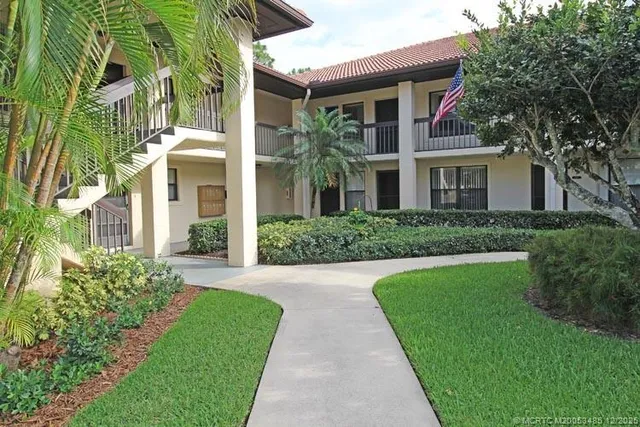 $110,000 | 241 Southwest South River Drive, Unit 104, Stuart, FL 34997