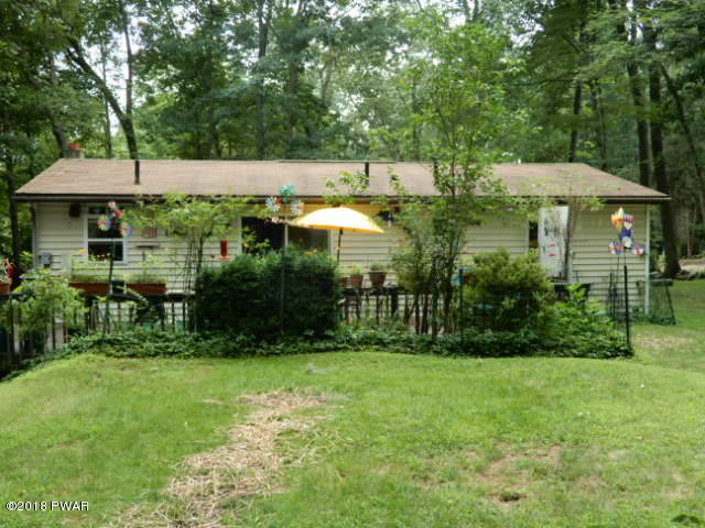 2111 Fawn Lane Bushkill, PA 18324 - Photo 3 of 22