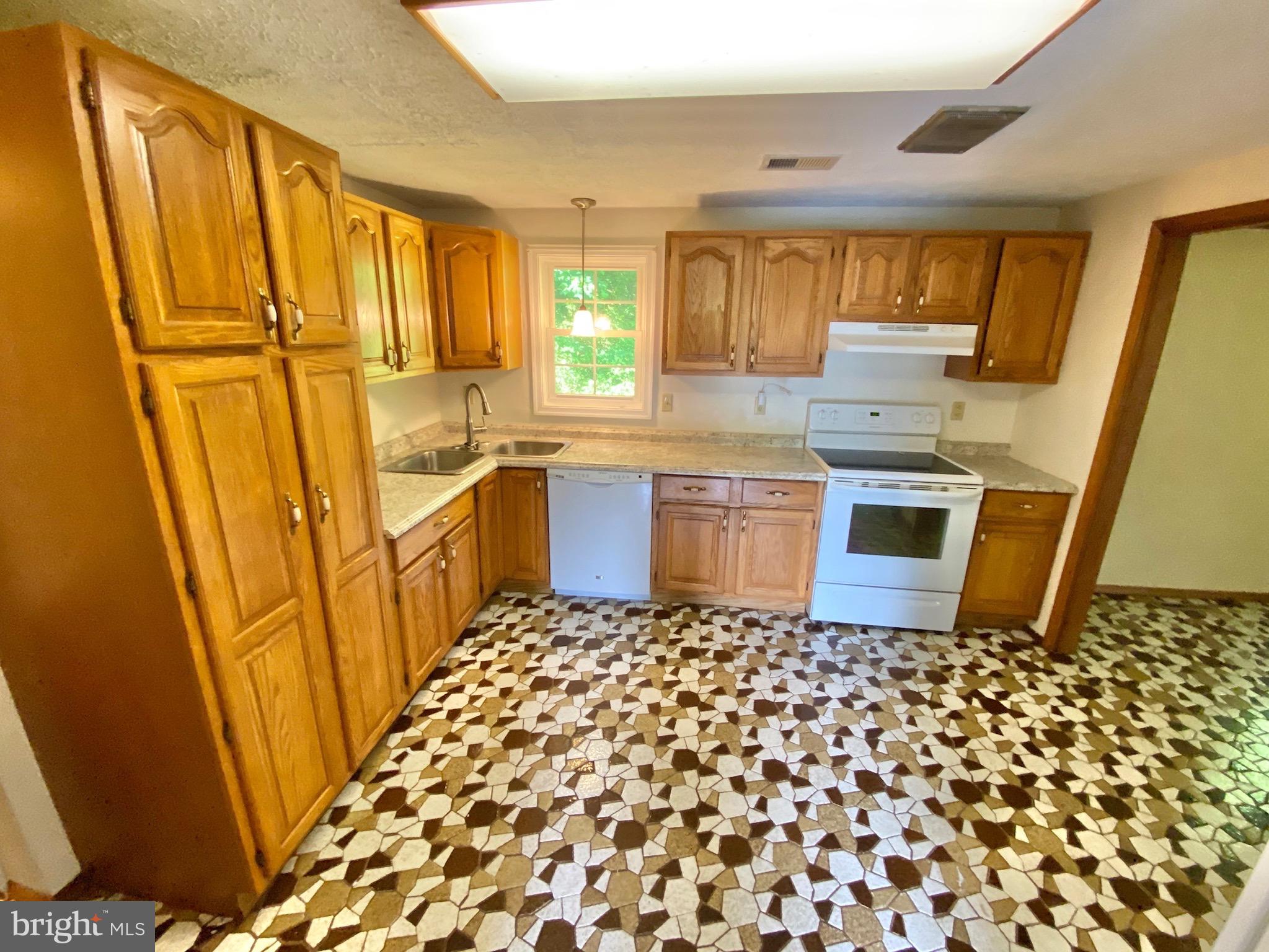 3723 Remount Road Front Royal, VA 22630 - Photo 12 of 36