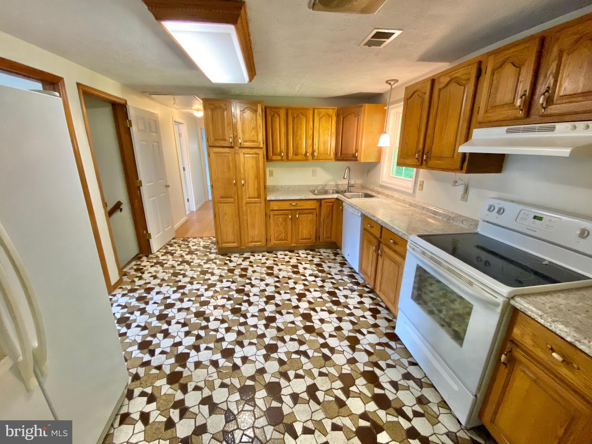 3723 Remount Road Front Royal, VA 22630 - Photo 10 of 36