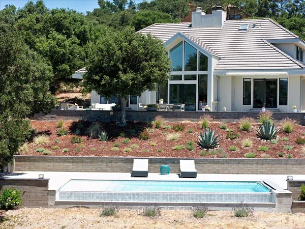 $2,890,000 | 31499 VÃa Las Rosas, Carmel Valley, CA 93924
