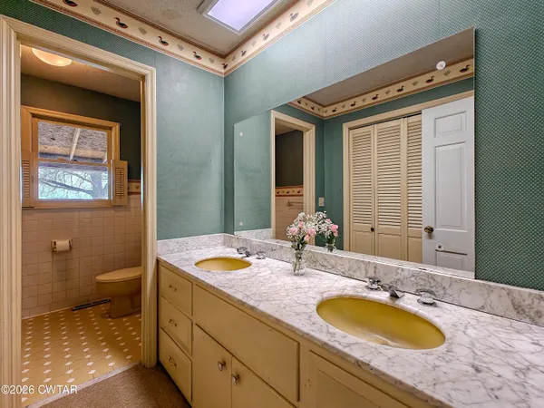 $385,000 | 19350 Highway 114, Buena Vista, TN 38318