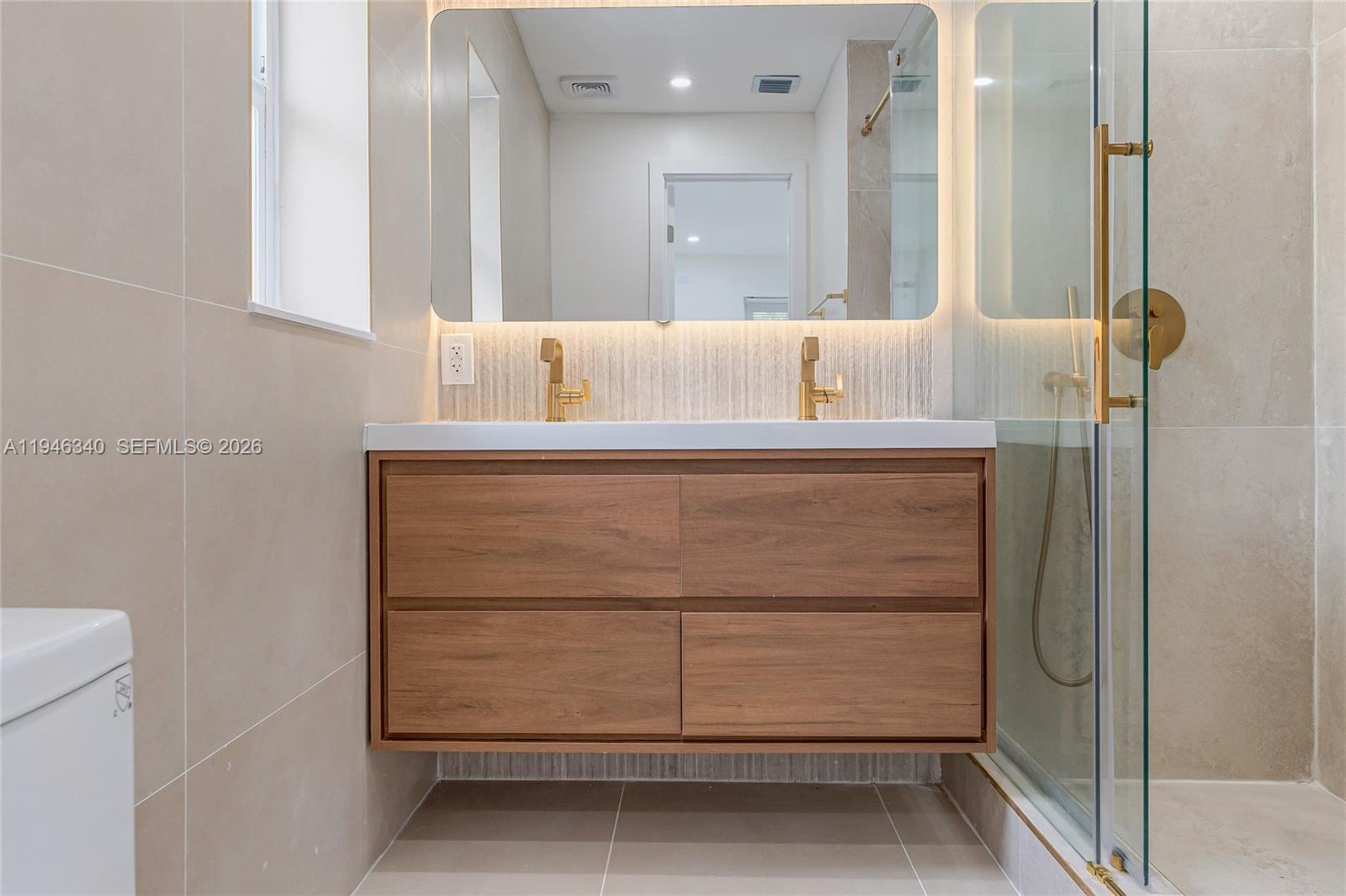 1065 Northwest 50th Street Miami, FL 33127 - Photo 12 of 21