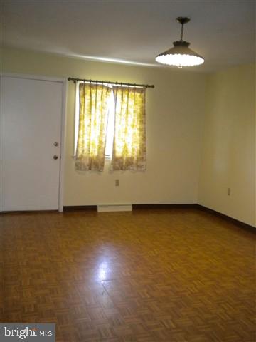 433 North Scenic Road Harrisburg, PA 17109 - Photo 6 of 10 Gallery Image 6