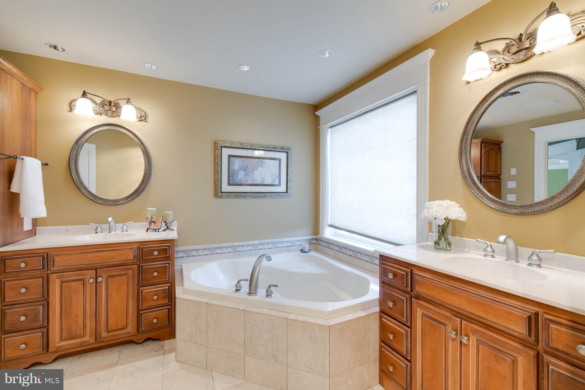 4902 Wentz Road Manchester, MD 21102 - Photo 20 of 30 Bath (Master)