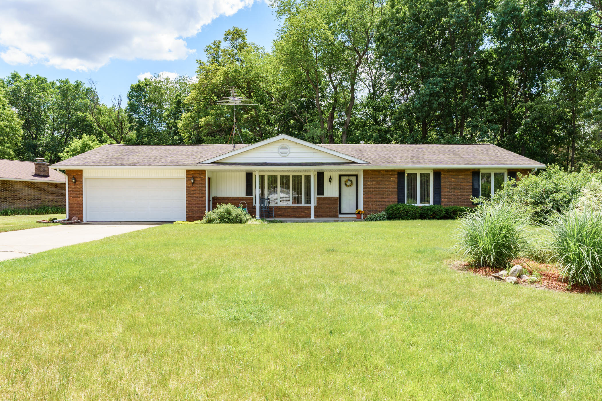 3536 Roll Ridge Avenue Kalamazoo, MI 49004 - Photo 1 of 22 Rollridge_Ave_3536_Kalamazoo_49004-1