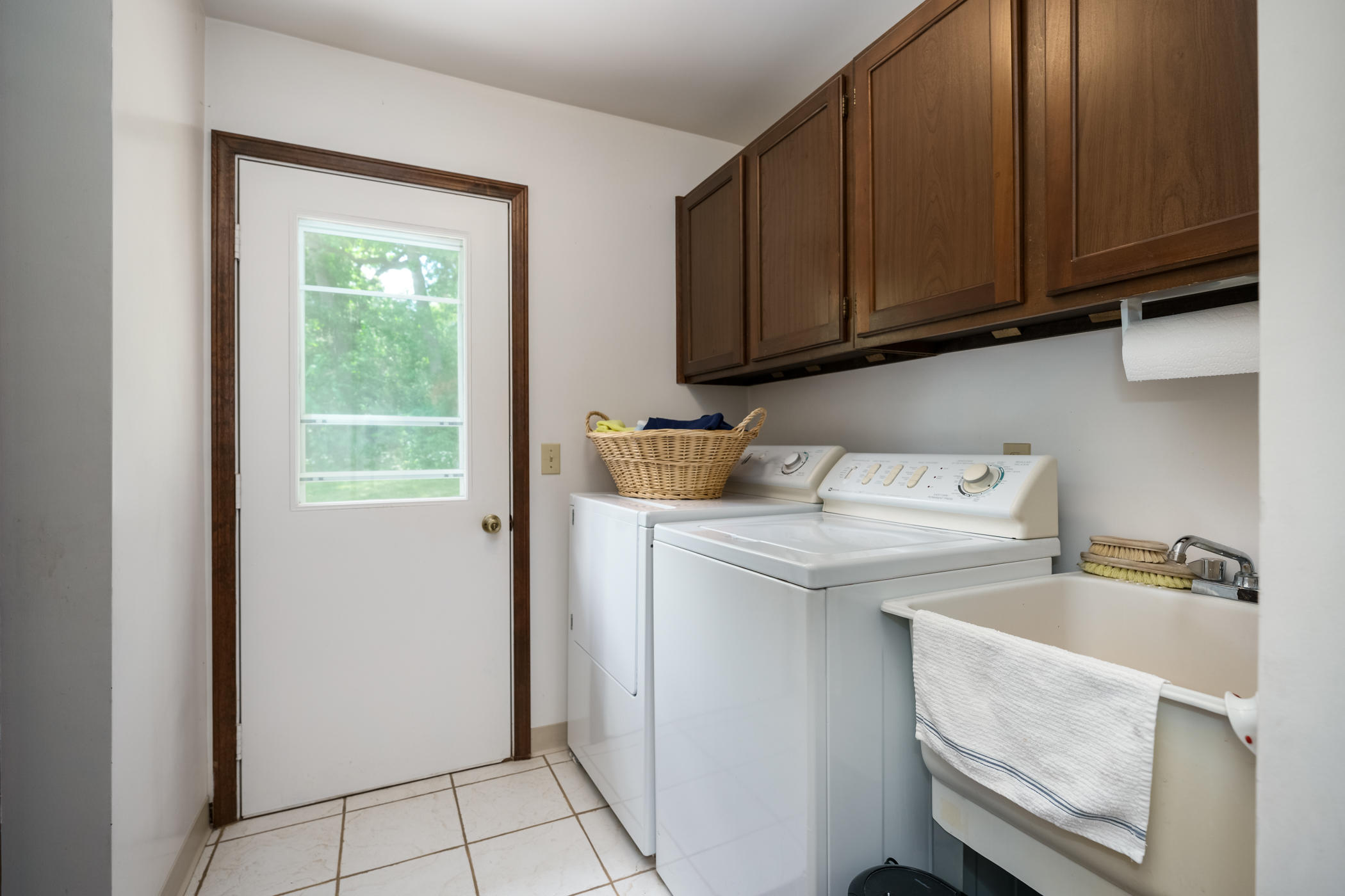 3536 Roll Ridge Avenue Kalamazoo, MI 49004 - Photo 11 of 22 Rollridge_Ave_3536_Kalamazoo_49004-14