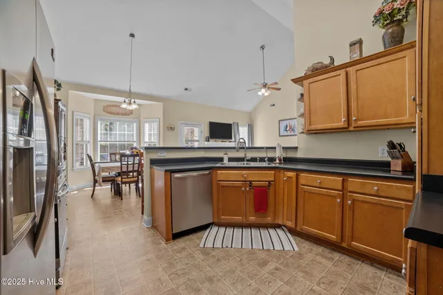 $299,900 | 122 Pirate Cove Road, Washington, NC 27889