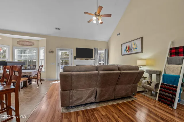 $299,900 | 122 Pirate Cove Road, Washington, NC 27889