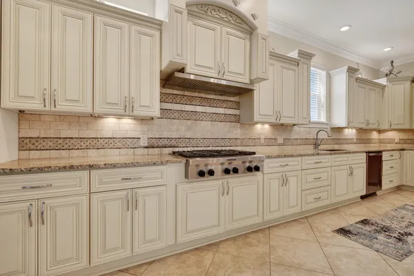 $1,500,000 | 738 Starfish Avenue, Fort Walton Beach, FL 32548