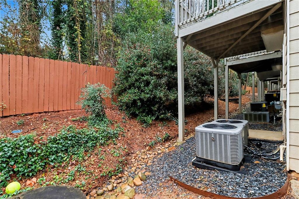 3056 Lauren Parc Road Decatur, GA 30032 - Photo 30 of 33