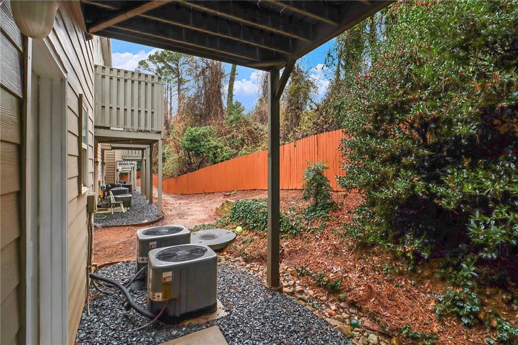 3056 Lauren Parc Road Decatur, GA 30032 - Photo 31 of 33