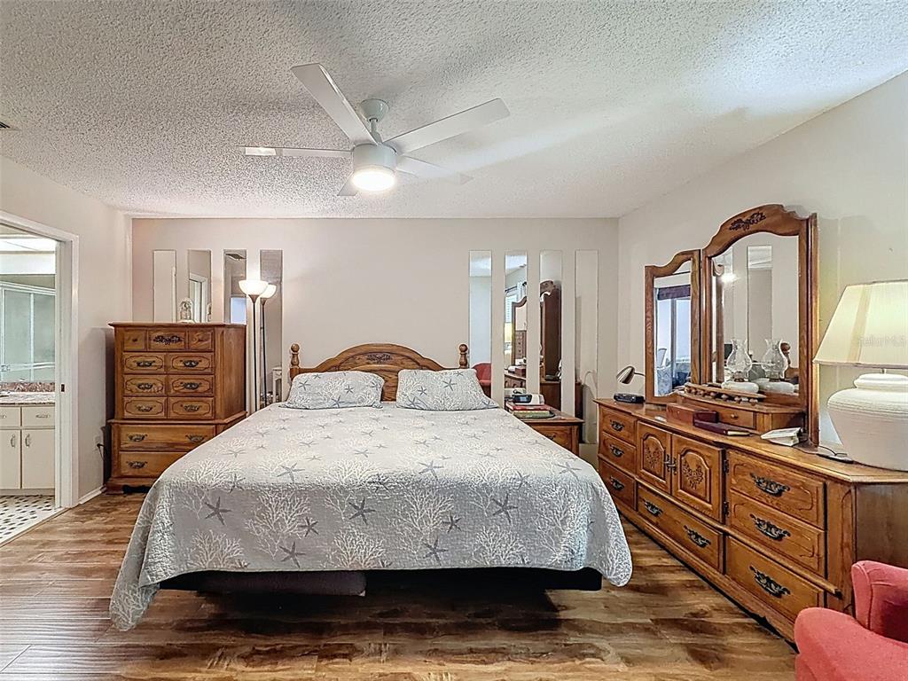 11241 Versailles Lane Port Richey, FL 34668 - Photo 18 of 84