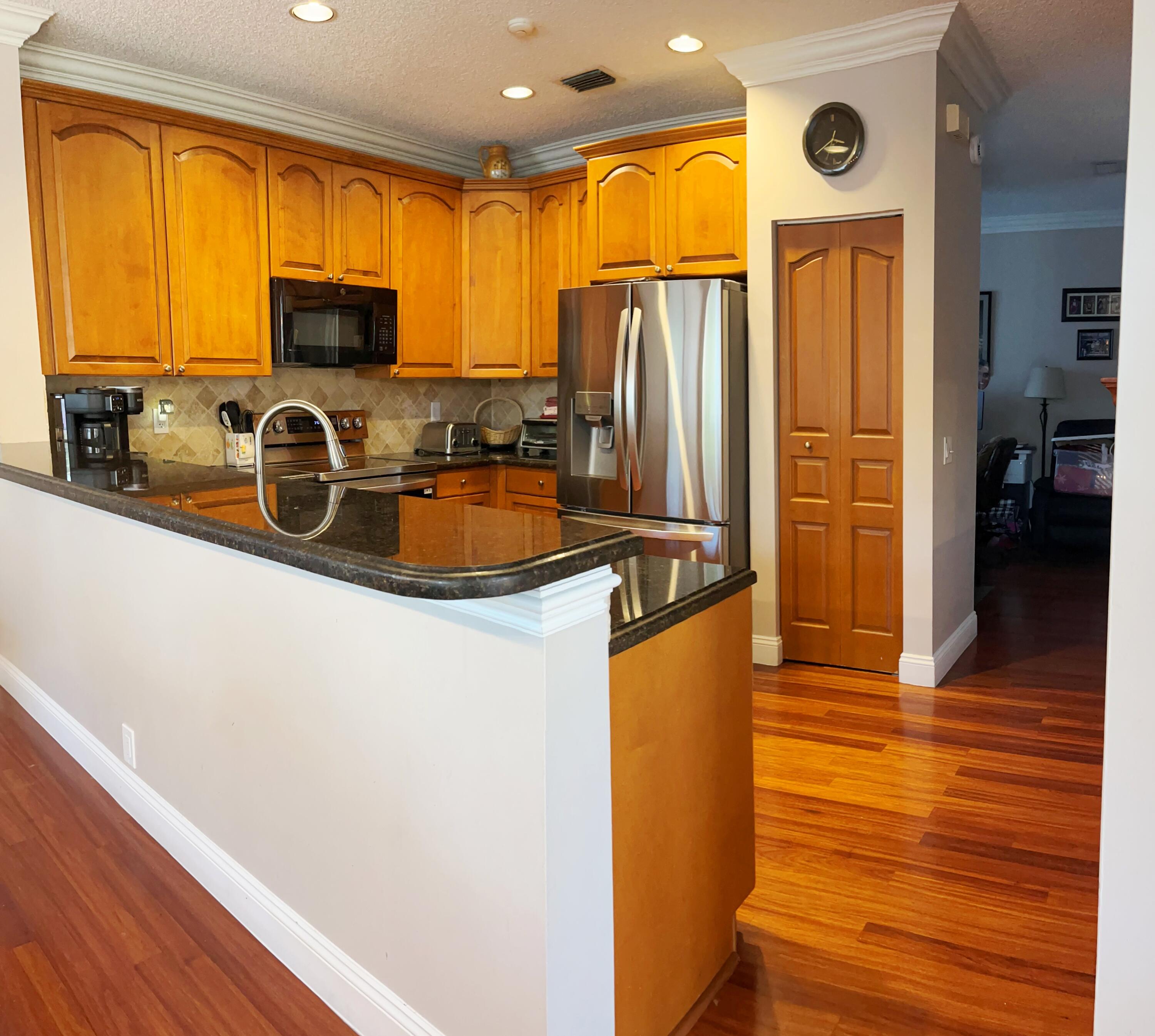 668 Willow Bend Road Weston, FL 33327 - Photo 4 of 74 Kitchen