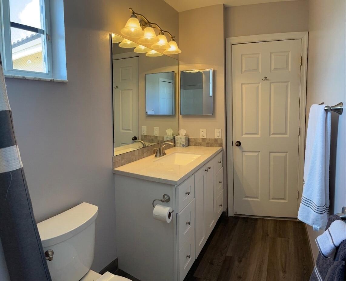 668 Willow Bend Road Weston, FL 33327 - Photo 43 of 74 Bathroom 2