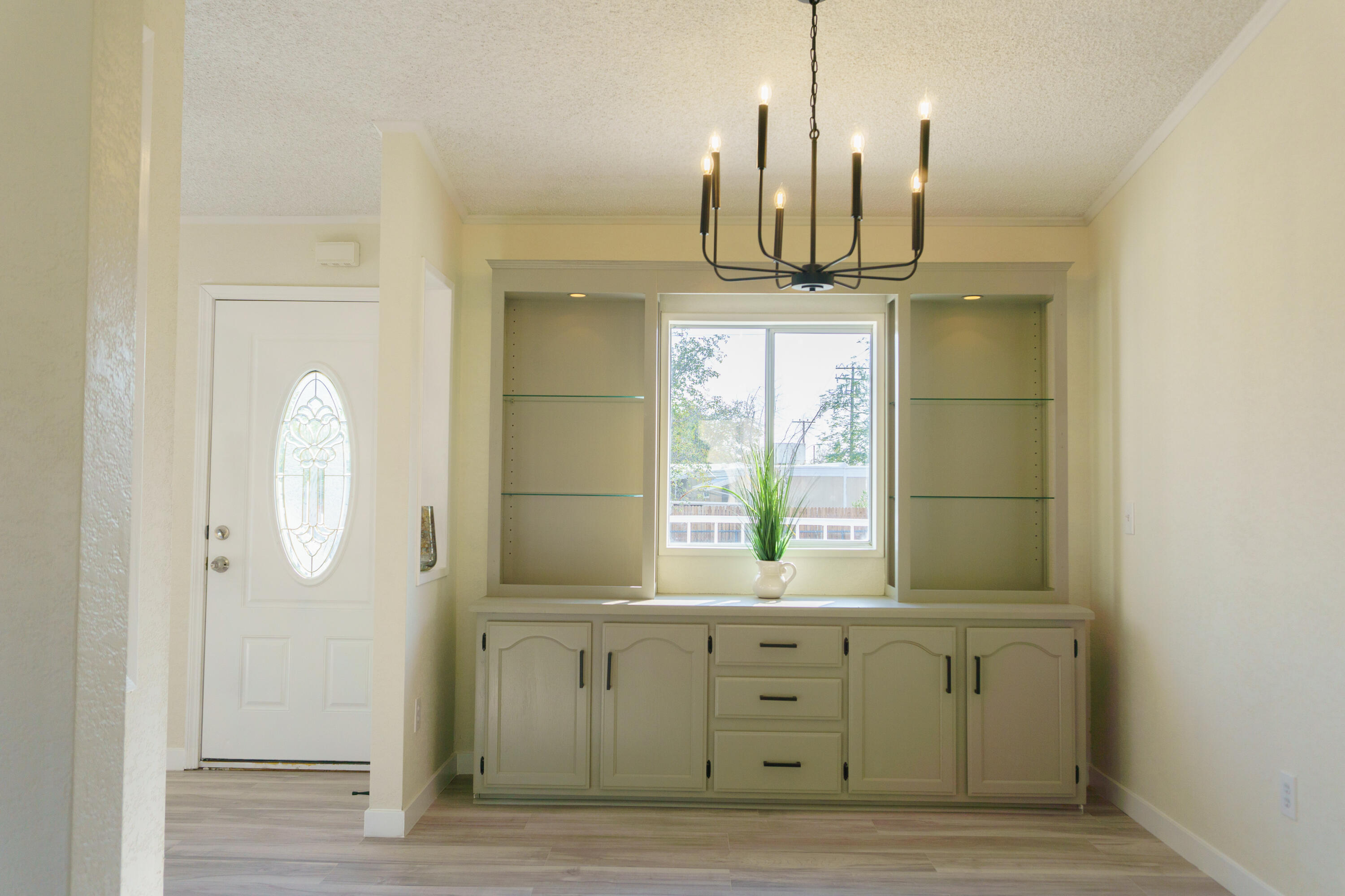 1301 Wayne Street Ridgecrest, CA 93555 - Photo 5 of 26 a bathroom with a sink and a mirror