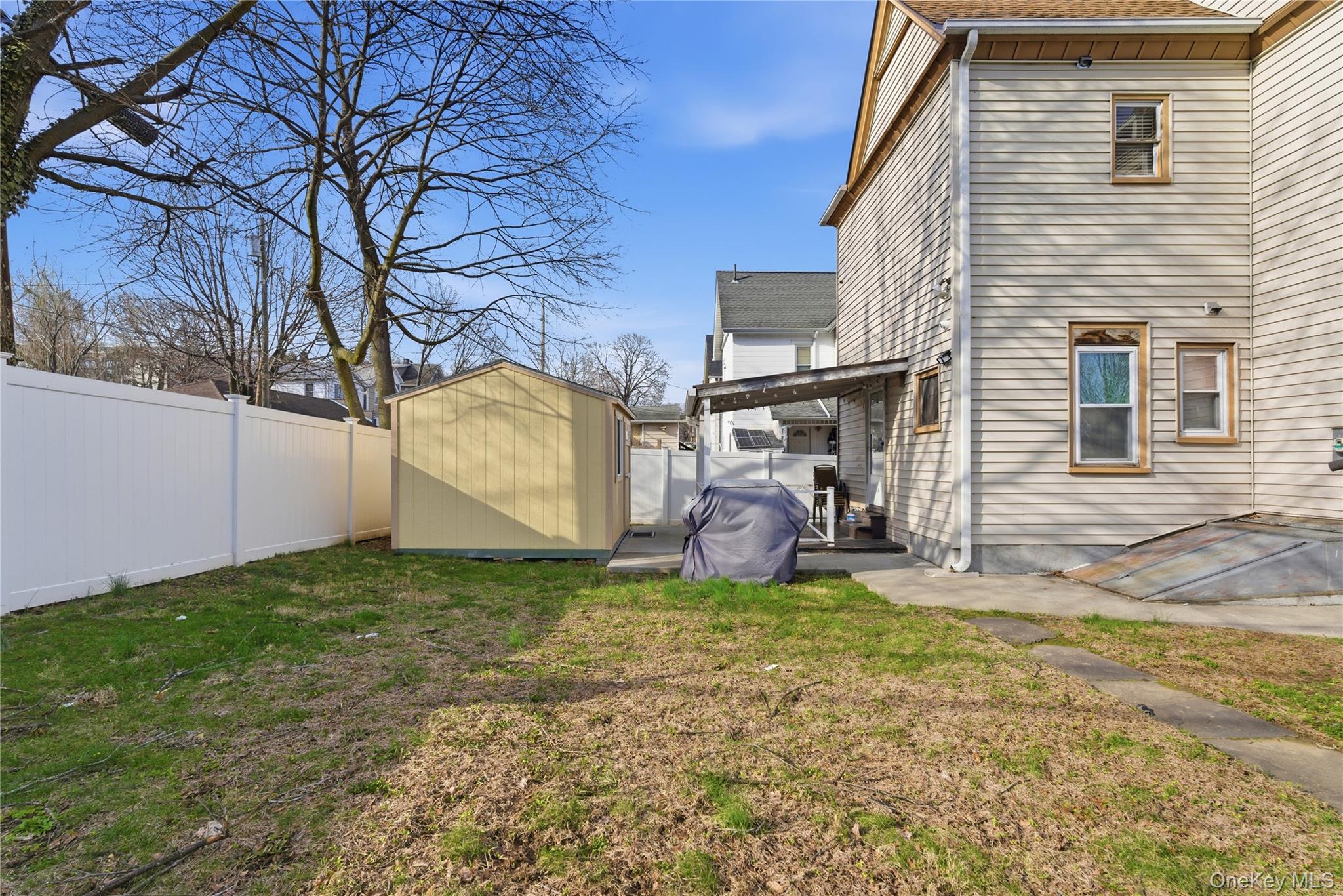 176 Depew Street Peekskill, NY 10566 - Photo 29 of 34