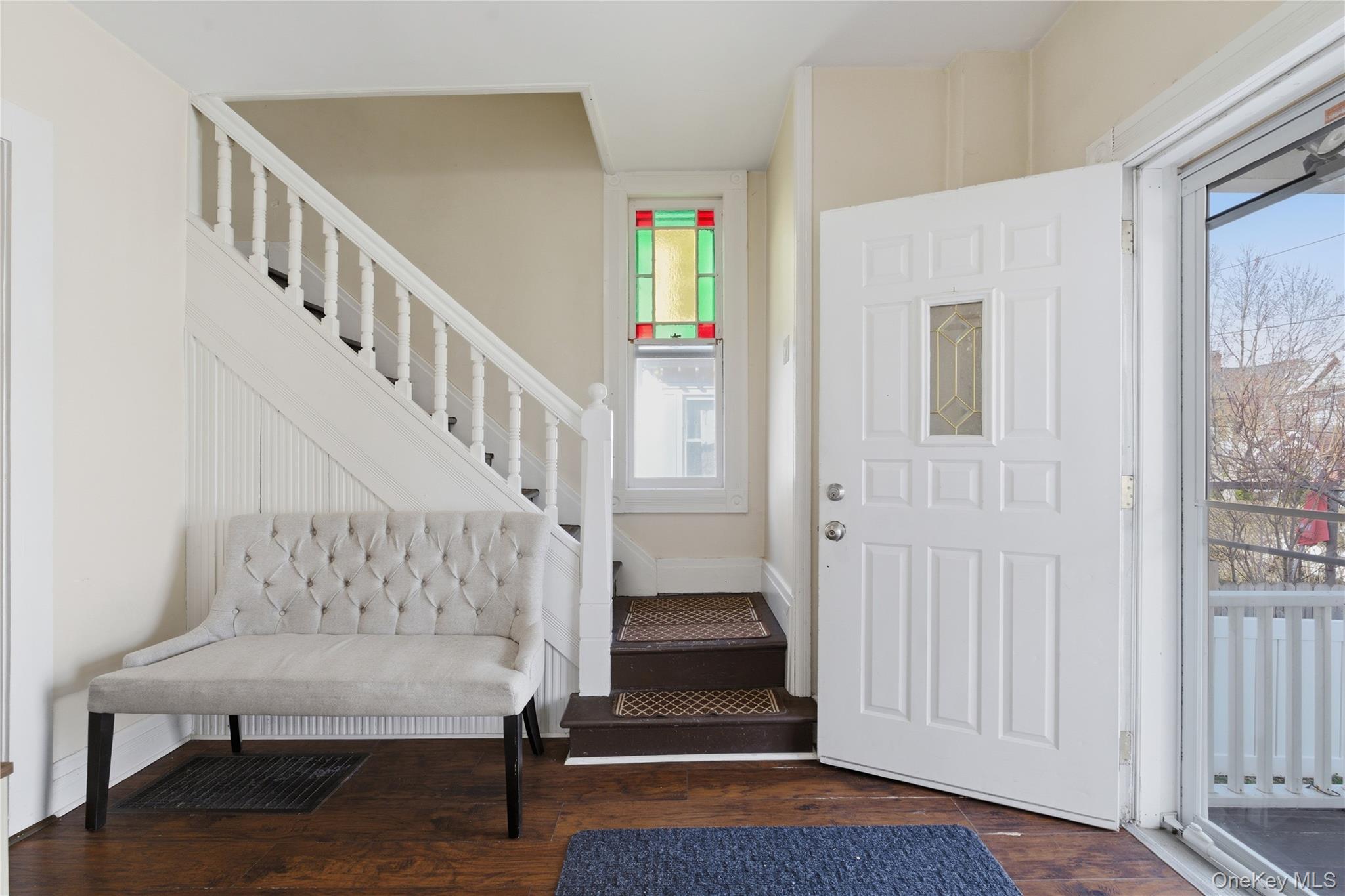 176 Depew Street Peekskill, NY 10566 - Photo 4 of 34