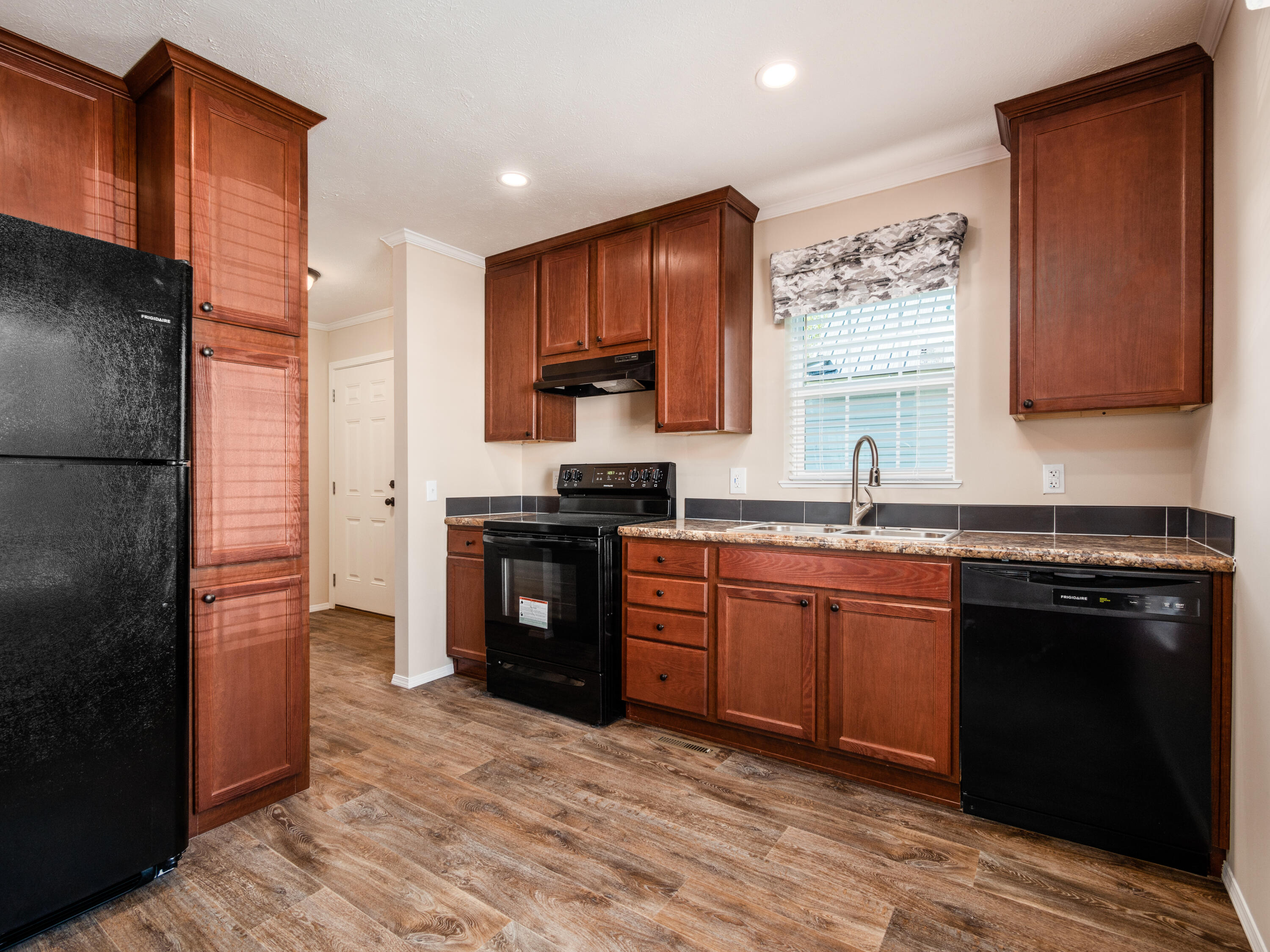 84 Riley Avenue London, OH 43140 - Photo 6 of 21 Gallery Image 6