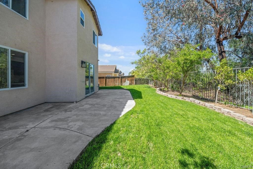 41258 Pine Tree Circle Temecula, CA 92591 - Photo 44 of 46
