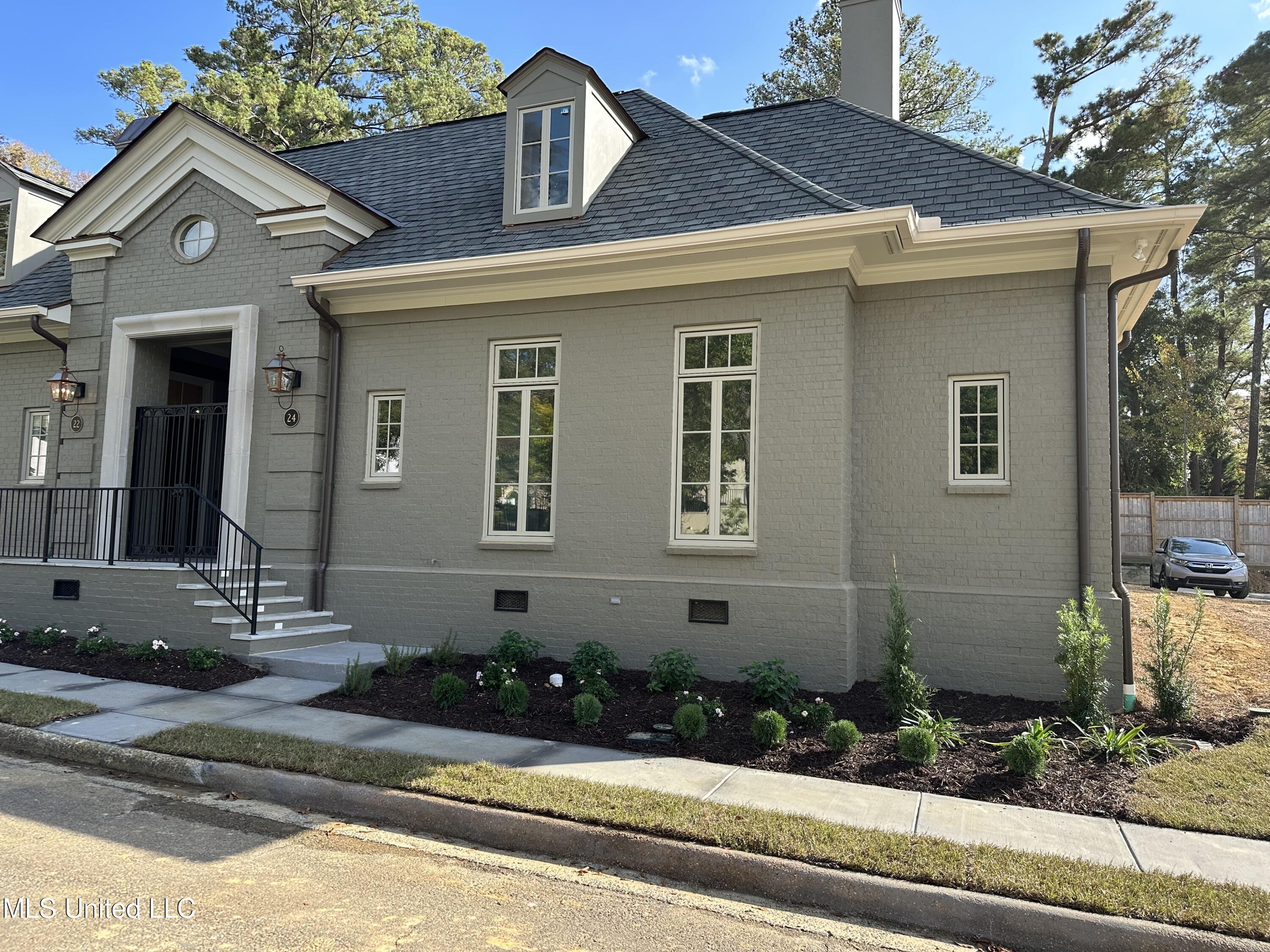 24 Waterstone Place Jackson, MS 39211 - Photo 3 of 25 3