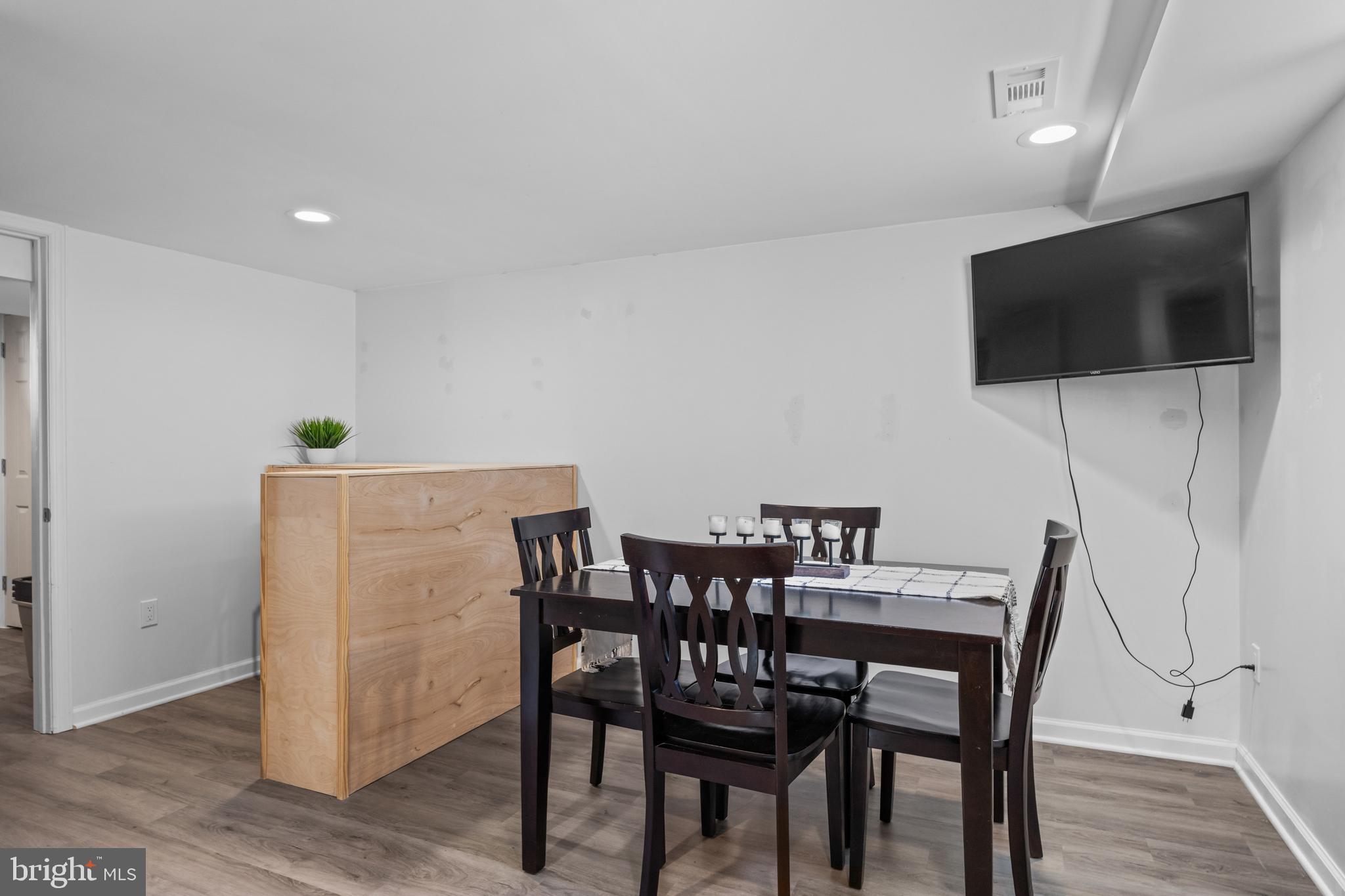 188 Carlisle Road Audubon, NJ 08106 - Photo 33 of 40 a view of a dining room with furniture