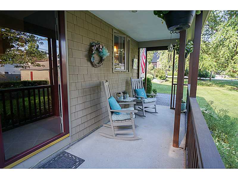 8 Howe Street, Unit 1 Bristol, RI 02809 - Photo 8 of 25 Porch.