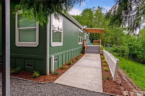 $925,000 | 12417 398th Avenue Southeast, North Bend, WA 98045