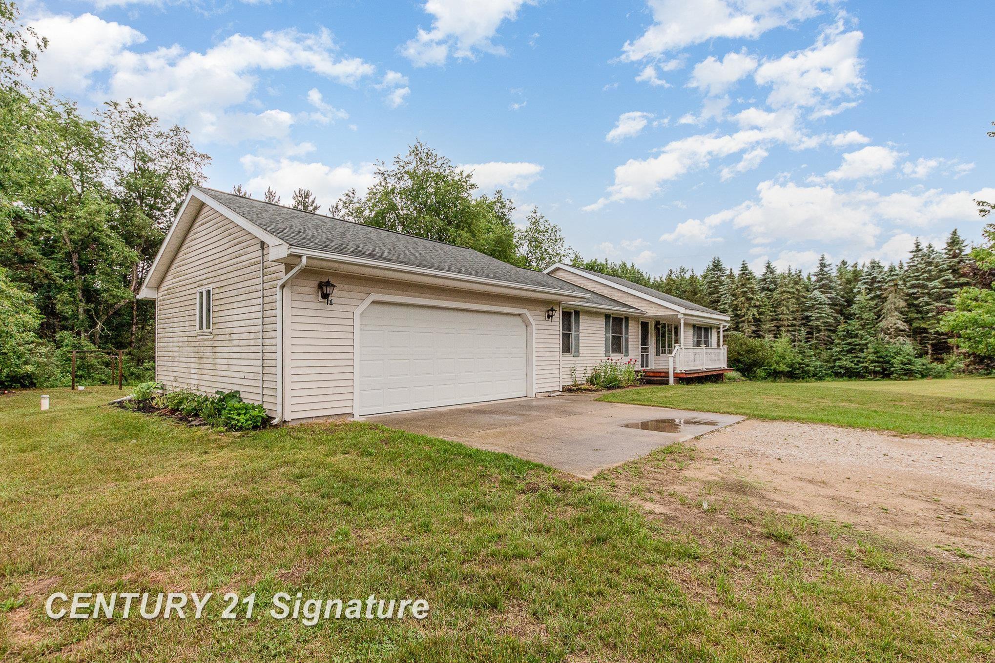 1903 South Rolland Road Remus, MI 49340 - Photo 18 of 34