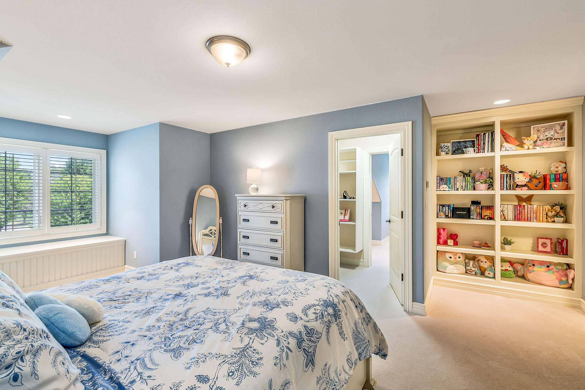 1260 4 Winds Way Hartland, WI 53029 - Photo 53 of 79 Third Bedroom
