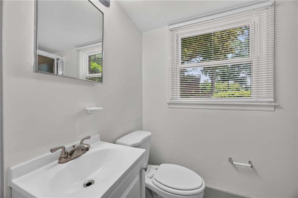 3894 Maplewood Drive Decatur, GA 30035 - Photo 13 of 29