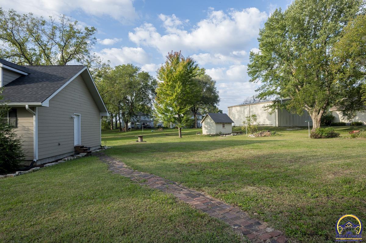 209 3rd Street Wetmore, KS 66550 - Photo 10 of 52