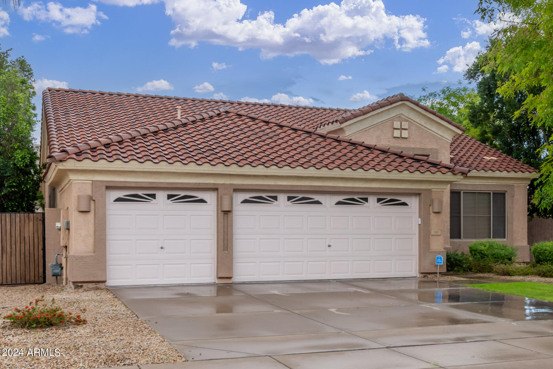 1251 West Hawken Way Chandler, AZ 85286 - Photo 4 of 38 0004-04 - Hawken
